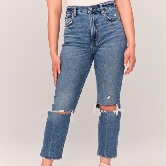 Abercrombie Ultra High Rise Ankle Straight Jeans in SOLD OUT Ripped Medium Wash - Picture 1 of 6